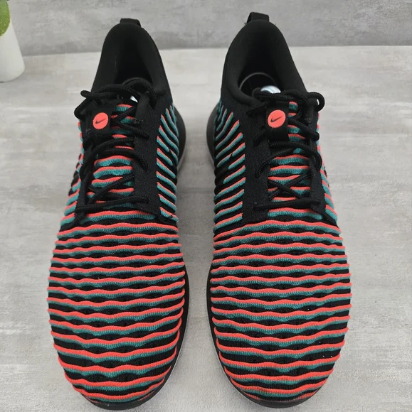 Nike Roshe Sz 9 Two Flyknit Mens Running Trainers Sneakers Shoes - Picture 2 of 7